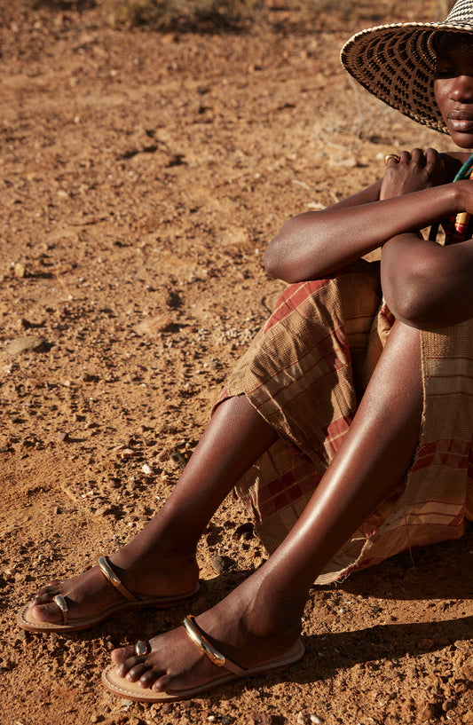 Style 25 | The Samburu | 24k Plated Gold Toe + 24k Plated Gold Bar | Nude Sole