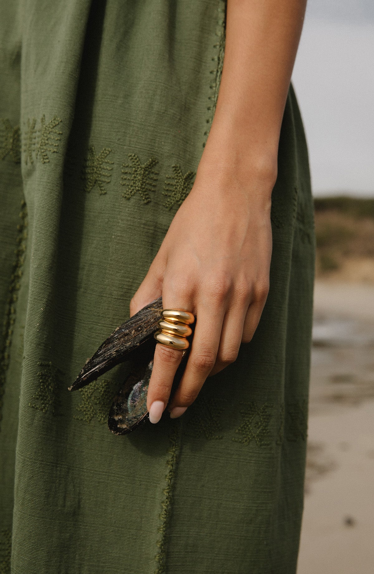 The Tokai Clutch – Amanu Studio